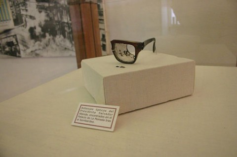 Salvador-Allende-glasses-assasination-480x319.jpg