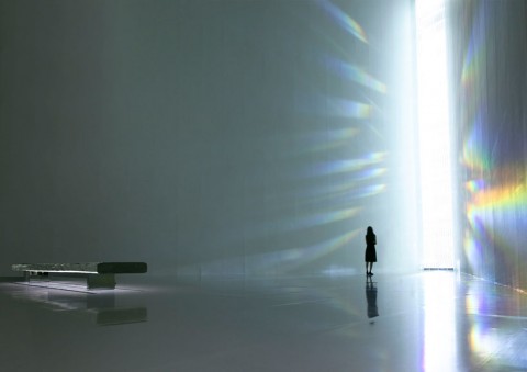 tokujin yoshioka crystallize at museum of contemporaryart tokyo